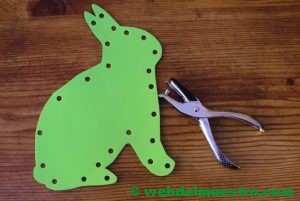 Ensartado en goma eva con troqueladora