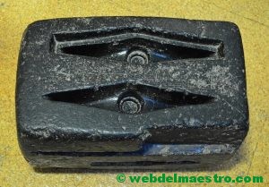 molde de arena para la fundición de ejes-edad de bronce.