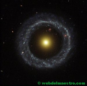 Galaxia elíptica circular