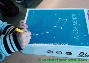 Picado sobre una caja de cartón