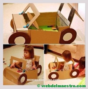 automovil de cartón
