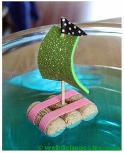 barco con materiales reciclados